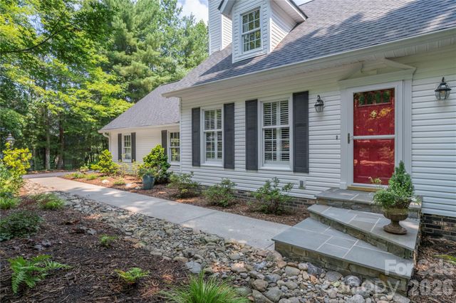 26 Moriah Lane, Asheville, NC 28803