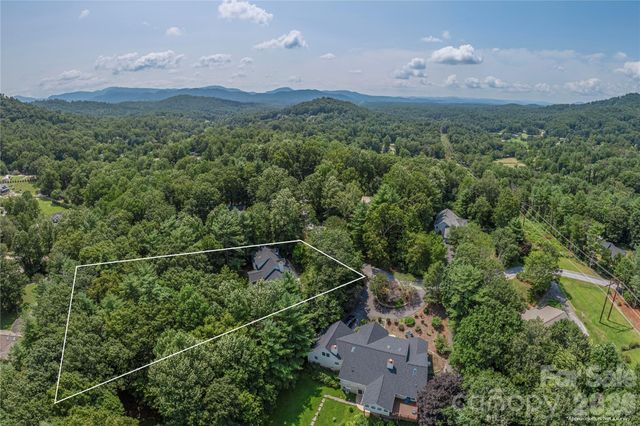 26 Moriah Lane, Asheville, NC 28803