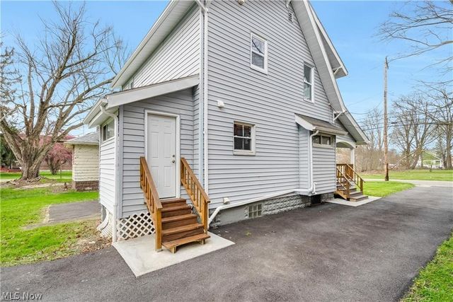 3131 Hudson Avenue, Youngstown, OH 44511