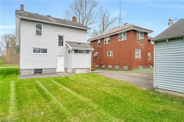 3131 Hudson Avenue, Youngstown, OH 44511