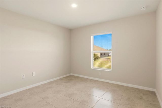 3600 NE 20th PL, Cape Coral, FL 33909