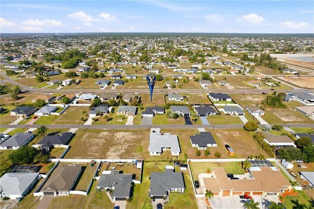 3600 NE 20th PL, Cape Coral, FL 33909