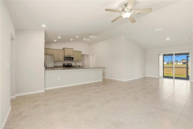 3600 NE 20th PL, Cape Coral, FL 33909