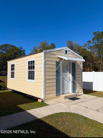 153 SPORTSMAN Road, Satsuma, FL 32189