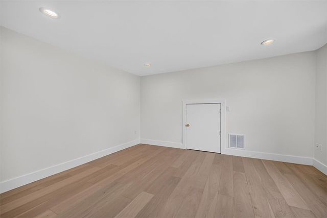 61 Applegate Road, Cranston, RI 02920