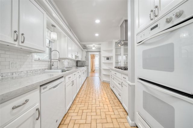 3114 Cypress Point Drive, Missouri City, TX 77459