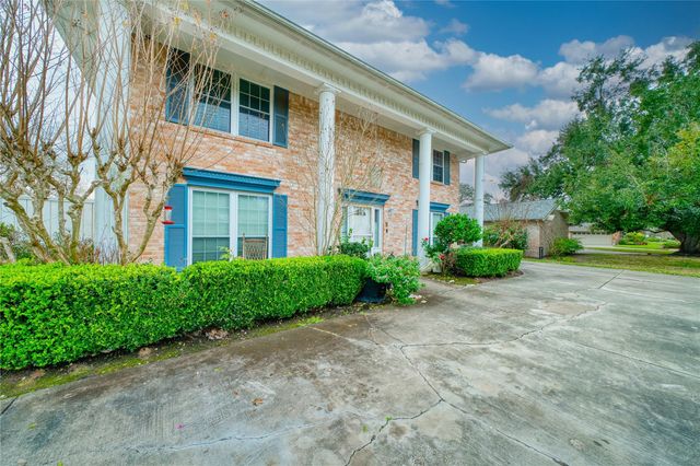 3114 Cypress Point Drive, Missouri City, TX 77459