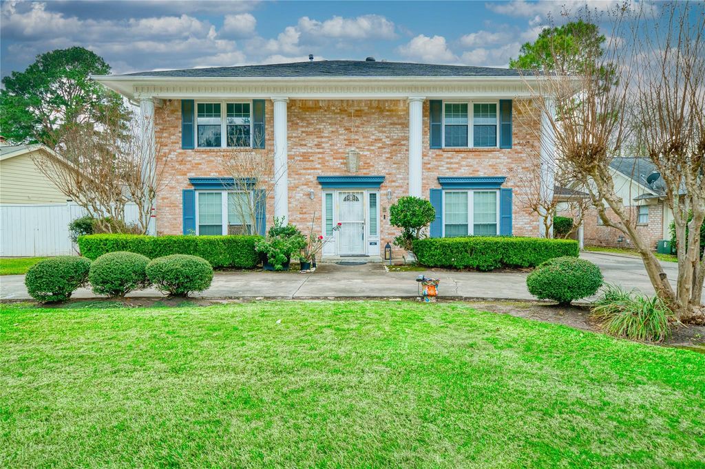 3114 Cypress Point Drive, Missouri City, TX 77459