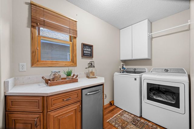 6907 W Garden Ridge Ct, Wichita, KS 67205