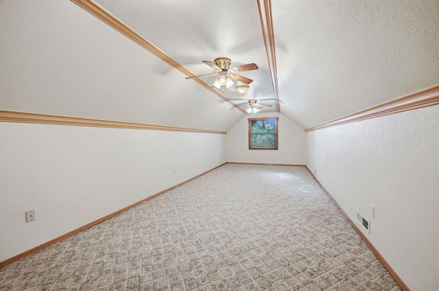 6907 W Garden Ridge Ct, Wichita, KS 67205