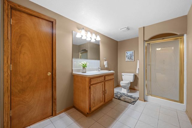 6907 W Garden Ridge Ct, Wichita, KS 67205