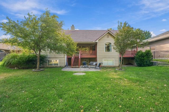 6907 W Garden Ridge Ct, Wichita, KS 67205