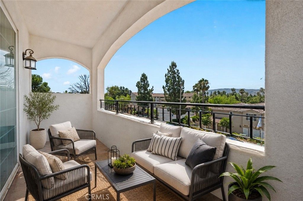 1755 Heywood, Simi Valley, CA 93065 — exterior