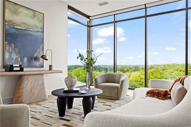 2520 Peachtree Road NW 1003, Atlanta, GA 30305