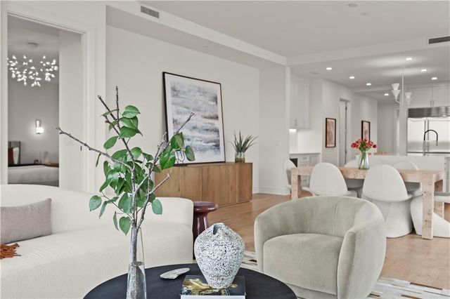 2520 Peachtree Road NW 1003, Atlanta, GA 30305