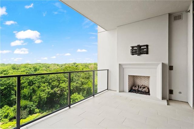 2520 Peachtree Road NW 1003, Atlanta, GA 30305