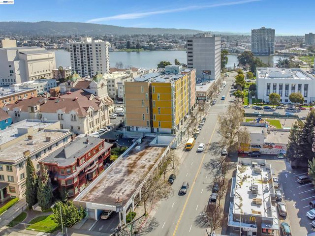 190 14th Street, Oakland, CA 94612