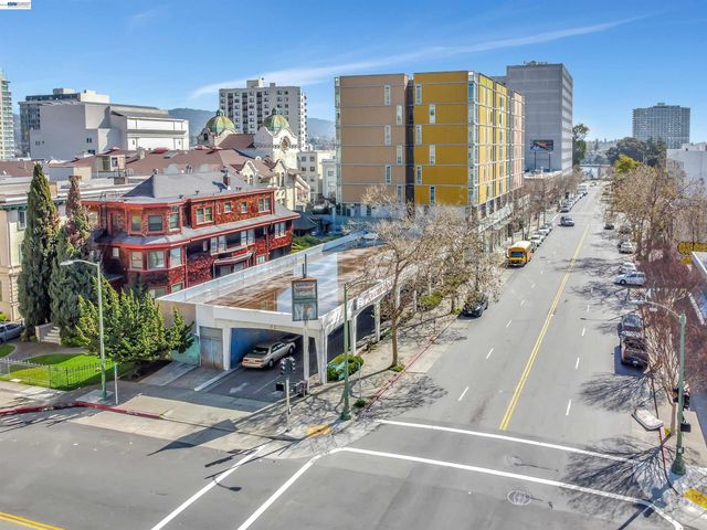 190 14th Street, Oakland, CA 94612