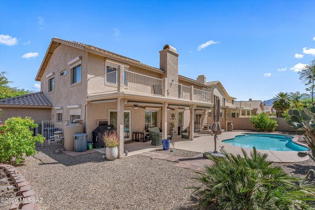 1821 W Desert Highlands Drive, Tucson, AZ 85737