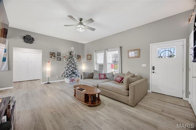 2100 Emmy Avenue, Lebanon, MO 65536