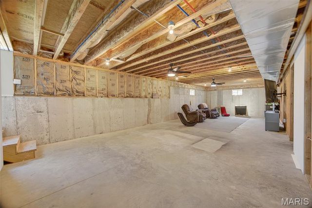 2100 Emmy Avenue, Lebanon, MO 65536