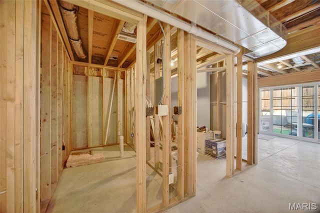 2100 Emmy Avenue, Lebanon, MO 65536