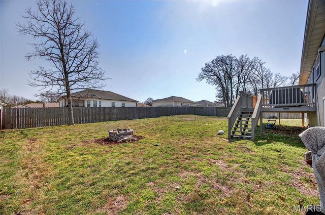 2100 Emmy Avenue, Lebanon, MO 65536