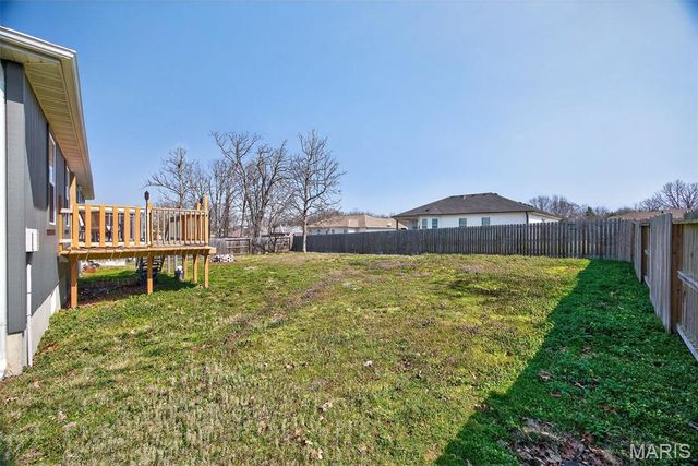 2100 Emmy Avenue, Lebanon, MO 65536