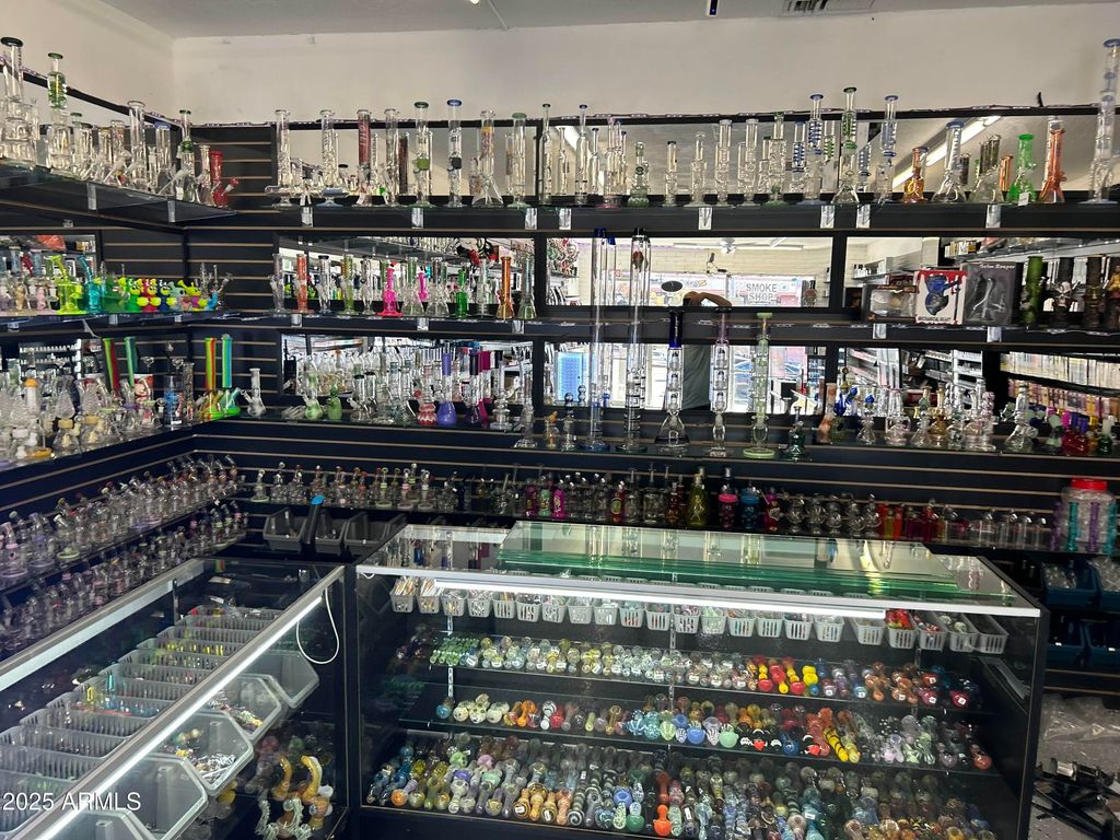 0000 N XXXXXXXX Avenue, Phoenix, AZ 85021 — exterior