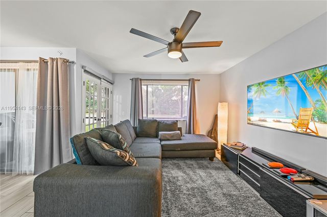 8058 NW 15th Manor 8058, Plantation, FL 33322