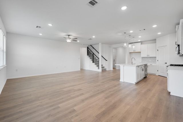 1232 Purple Martin DR, Pflugerville, TX 78660