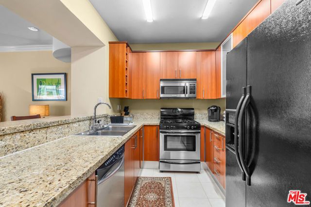 620 S Gramercy Place 222, Los Angeles, CA 90005