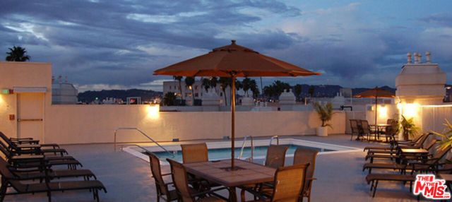 620 S Gramercy Place 222, Los Angeles, CA 90005