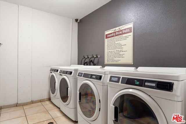 620 S Gramercy Place 222, Los Angeles, CA 90005
