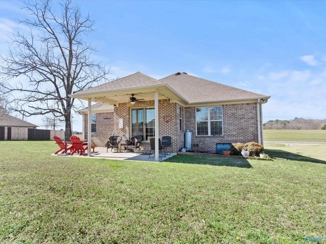 19374 Meadows Road, Athens, AL 35613