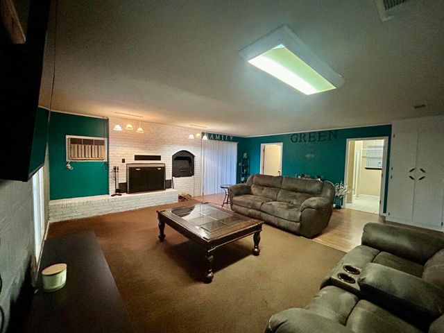 113 Tanglewood Dr., Hattiesburg, MS 39402