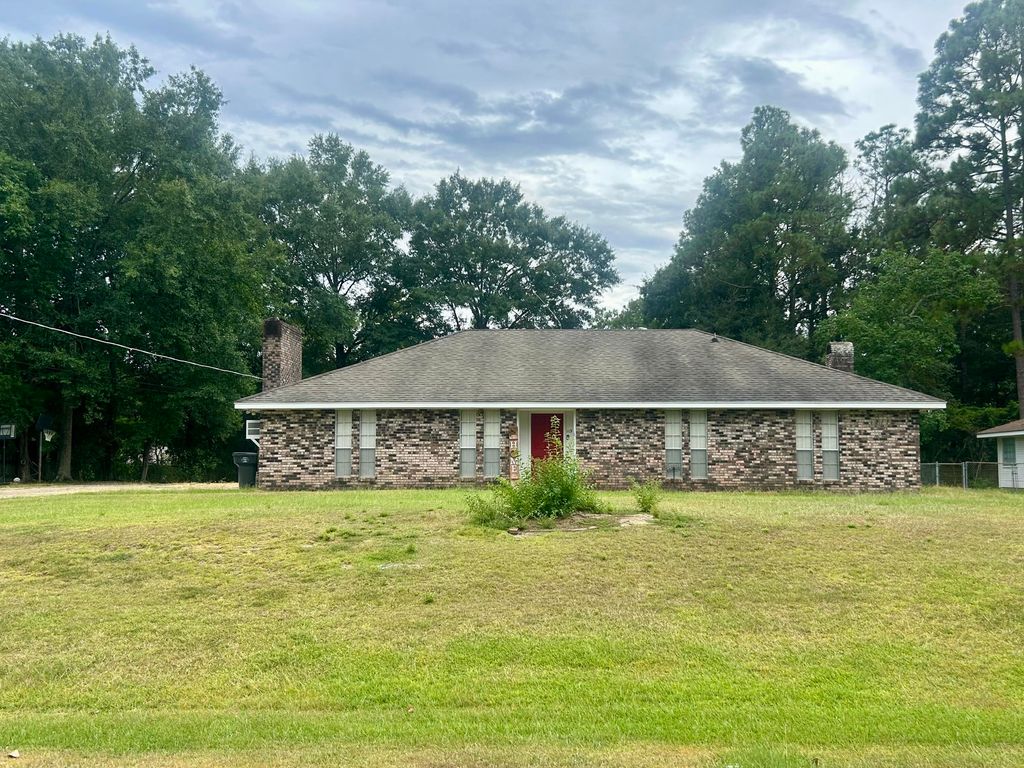 113 Tanglewood Dr., Hattiesburg, MS 39402