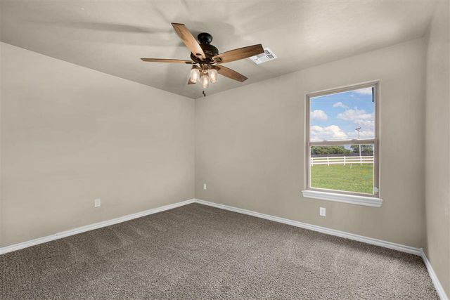 5891 NE Cornwallis Drive, Elgin, OK 73538