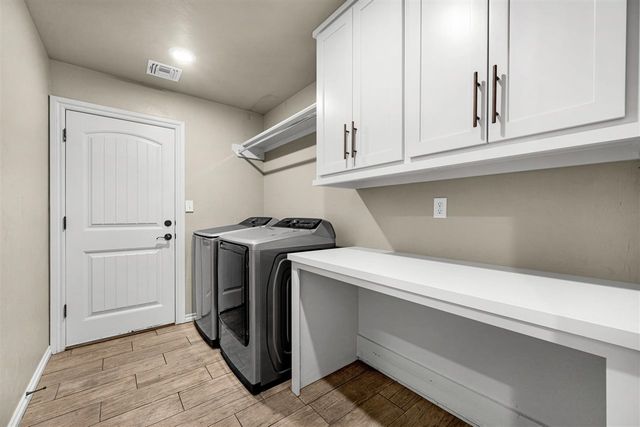 5891 NE Cornwallis Drive, Elgin, OK 73538