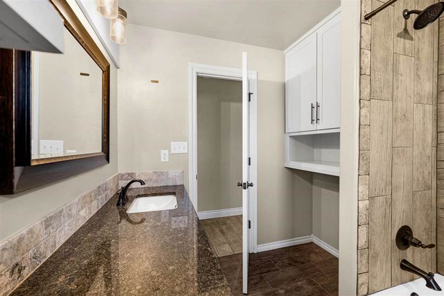5891 NE Cornwallis Drive, Elgin, OK 73538