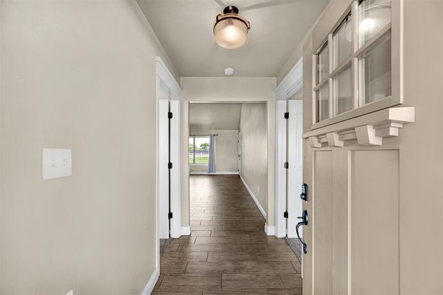 5891 NE Cornwallis Drive, Elgin, OK 73538