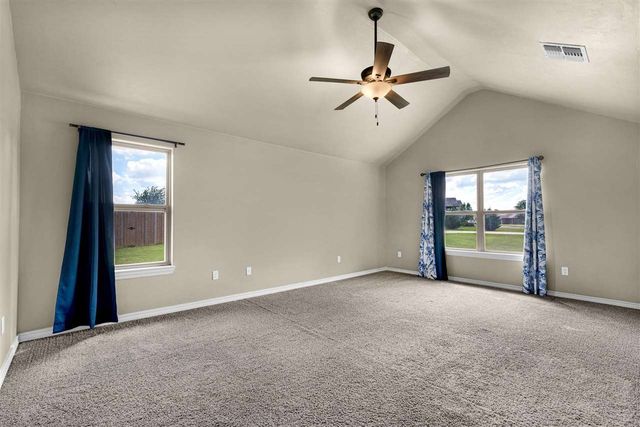 5891 NE Cornwallis Drive, Elgin, OK 73538
