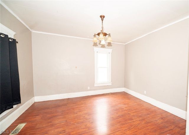 337 3rd Street NW, New Philadelphia, OH 44663
