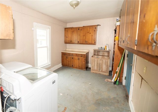 337 3rd Street NW, New Philadelphia, OH 44663
