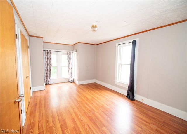 337 3rd Street NW, New Philadelphia, OH 44663