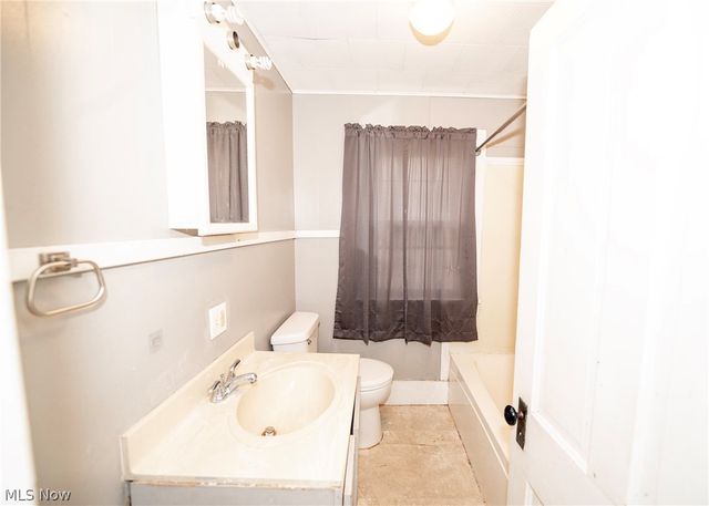 337 3rd Street NW, New Philadelphia, OH 44663