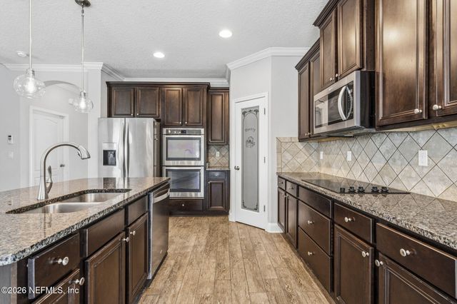 4994 BALLASTONE Drive, Jacksonville, FL 32257