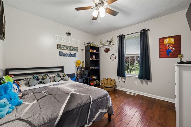 2075 Nikki Dr, Springfield, TN 37172