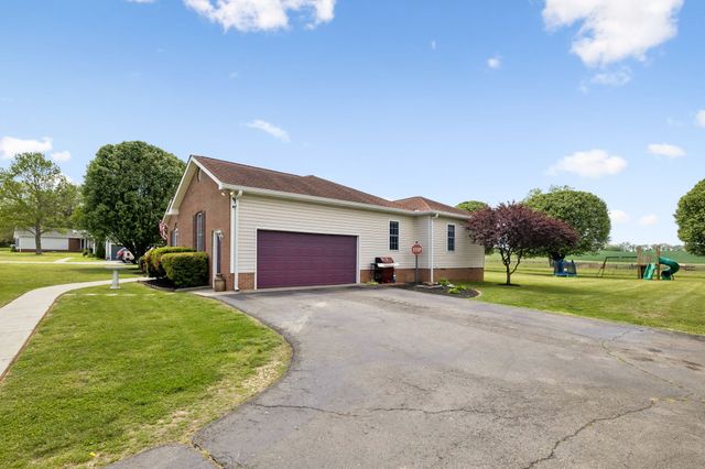2075 Nikki Dr, Springfield, TN 37172