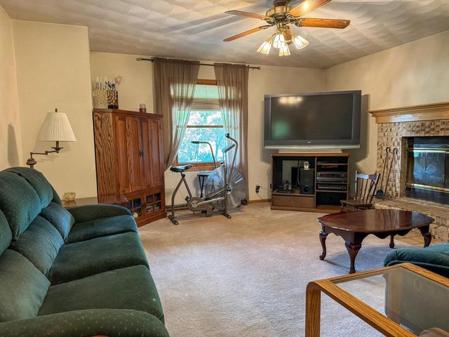 7938 E State Rd 59, Milton, WI 53563